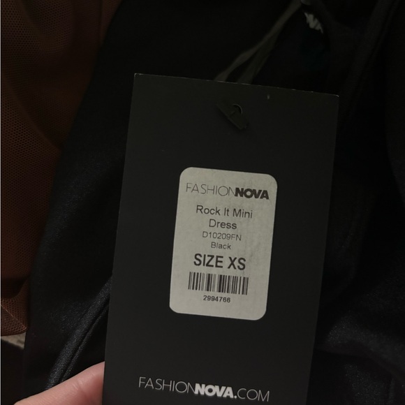 Asymmetrical Sexy Black Dress - Picture 3 of 3